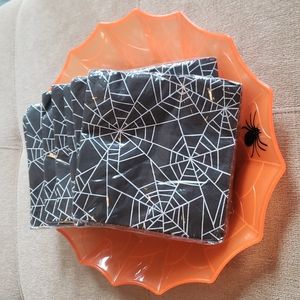 Spider Bowl, Tray and Napkins